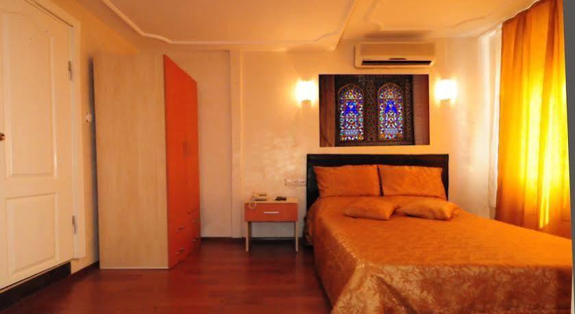 Rose Bouquets Hotel Estambul Exterior foto